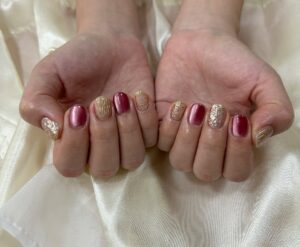 キラ☆キラ輝くホリデーネイル