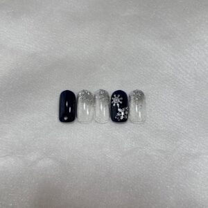 雪の結晶ネイル