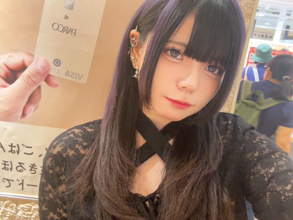 Bijou NailsネイリストKirara