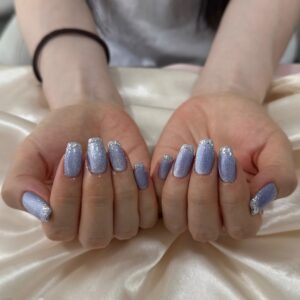 マグネット×フレンチネイル