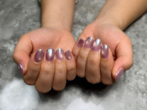 パープル・マグネットネイル