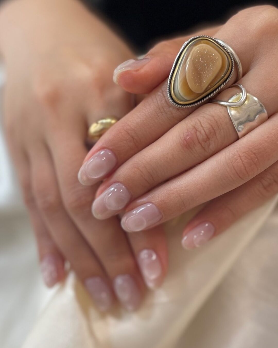 ニュアンス・マグネットネイル画像